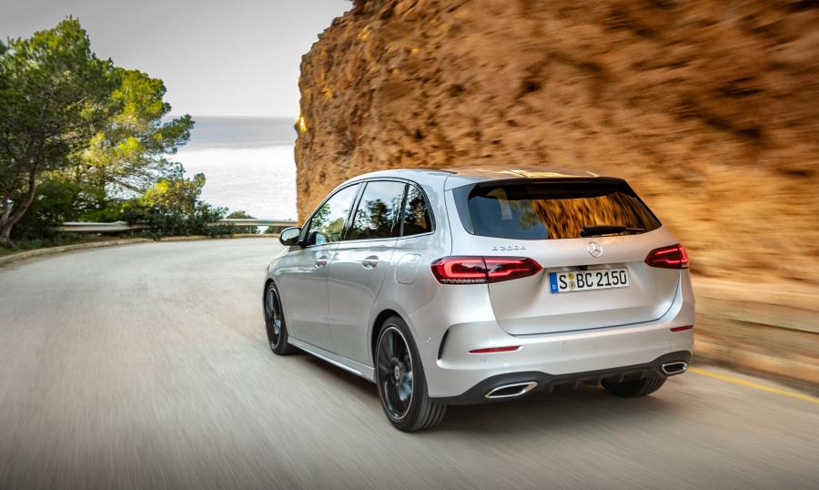  Mercedes-Benz B200 d AMG Line (W247) 2019 года  (фото 24 из 61)